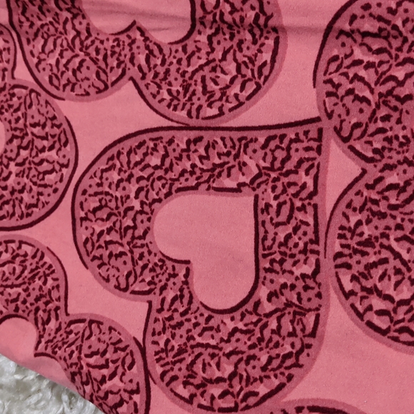 LuLaRoe leggings valentine's day - Picture 2 of 2